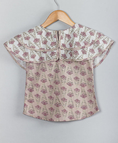 Motif print Cotton top with contrast shoulder flap collars-Beige