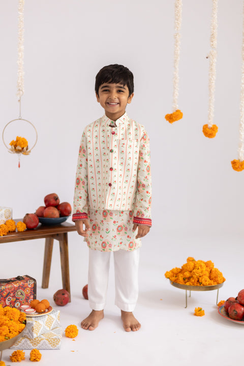 Pre-Order: Off white  anar jaal  printed muslin jacket  set-set of 3