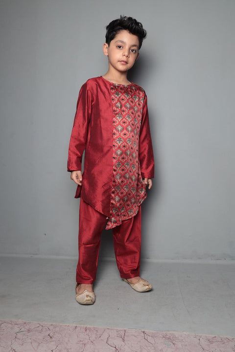 Pre-Order: Brick Red Printed Kurta And Churidar With Mask