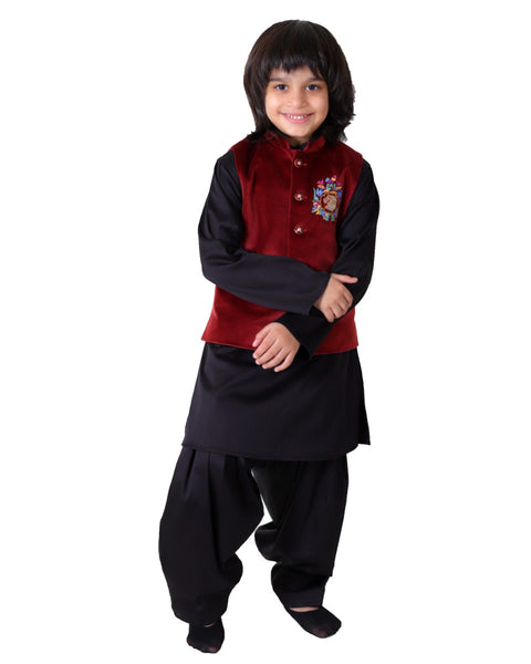 Pre-Order: Lion Embroidery Motin on Velvet Waistcoat with Black Kurta and Shalwar