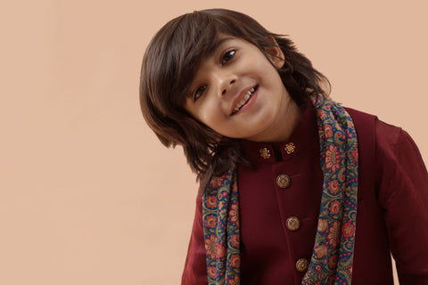 Pre-Order: Maroon Bandi Set with same colour Kurta & Printed Stole