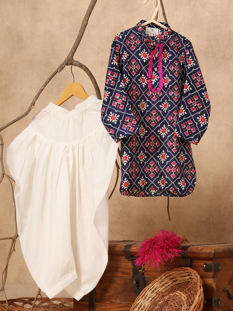 Pre-Order: Smart Kurta with Balloon Pants as Casuals