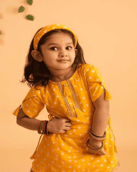 Pre-Order: Idika Bandhani Set in Yellow