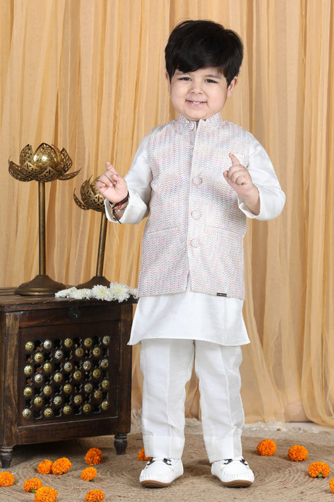 Pre-Order: Silk Kurta with Thread Embroidery by Sleeveless Jacket