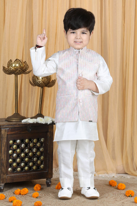 Pre-Order: Silk Kurta with Thread Embroidery by Sleeveless Jacket