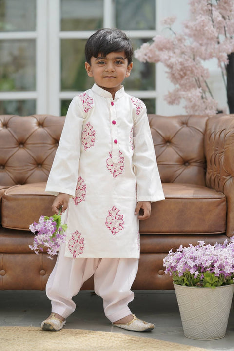 Pre Order: Off-White Kurta and Pink Salwar