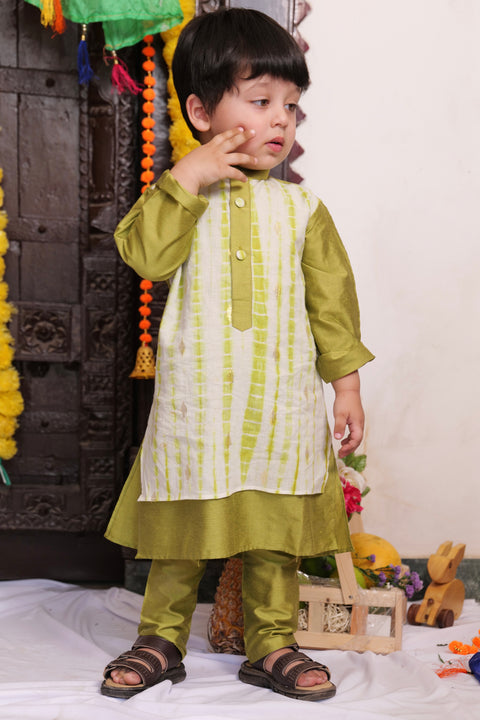 Pre-Order: Kurta Pajama Set for Dudes