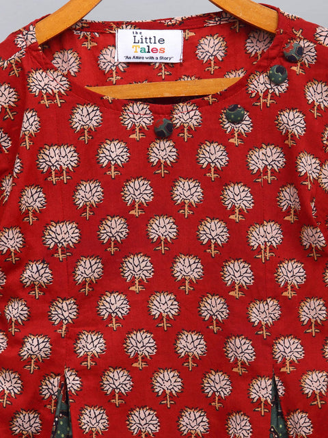 Pre-Order: Red Printed Godet Kurta with Off-white Pajama