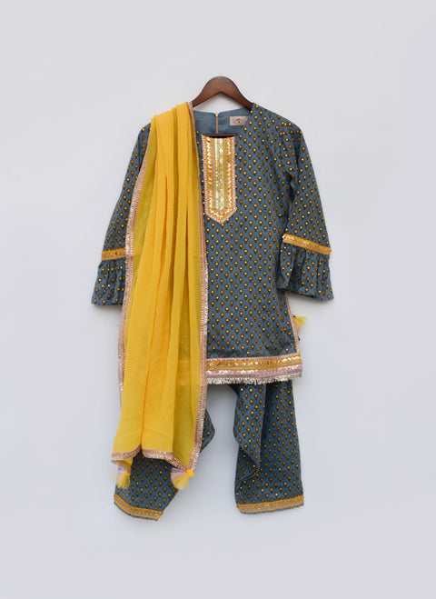 Pre Order: Grey Print Kurti Salwar