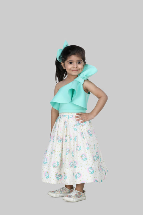 Pre-Order: One Shoulder Top With Unicorn Printed Set And Hair Clip