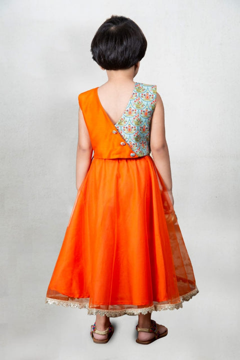 Pre-Order: Printed And Embroidered Stylish Blouse With 2 Fabric Back With Stylish Layered Ghagara