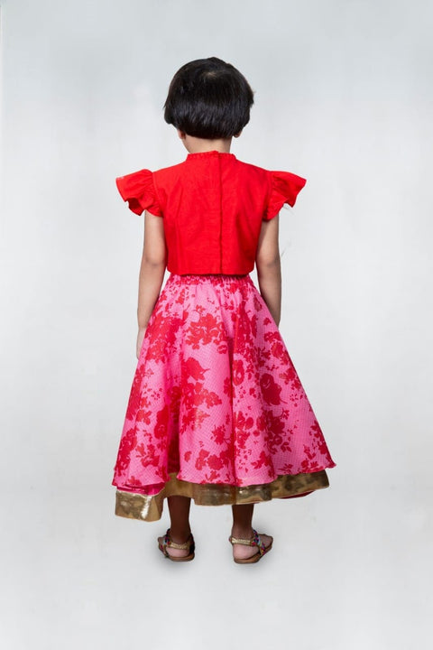 Pre-Order: Yellow Embroidered Sleevless Blouse With Lace And Knot At The Back Floral Printed Ghagara