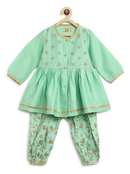 Girls Combo Angrakha Set And Bow Hairclip Gold Print- Green