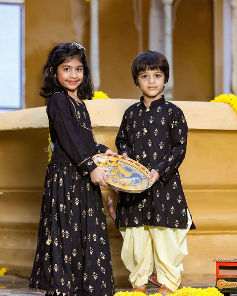 Pre-Order: Black print Kurta with Beige Balloon Pant