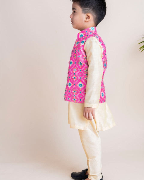 Pre-Order: Pink Ikkat Nehru Set