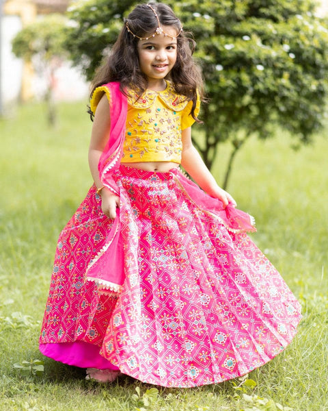 Pre-Order: Pink Ikkat Ghagra Set
