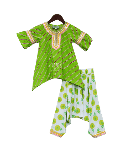 Pre-Order: Green Leheriya Kurti with Dhoti