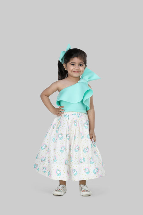 Pre-Order: One Shoulder Top With Unicorn Printed Set And Hair Clip