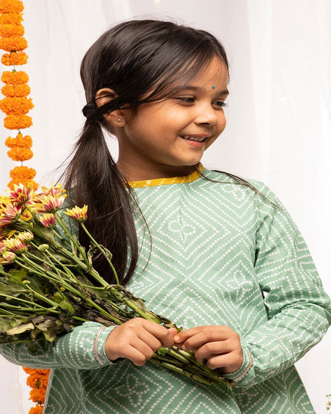 Pre-Order: Girls Suit Set Printed Bandhani - Green