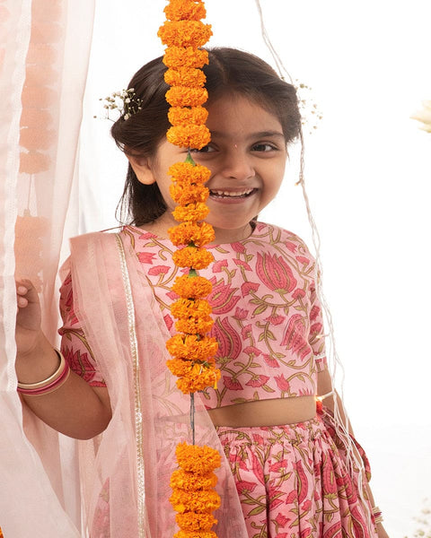 Pre-Order: Girls Lehenga Set Printed Floral - Pink
